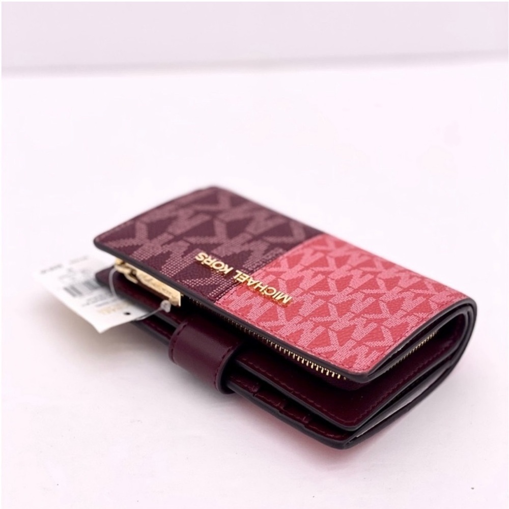 Michael Kors Jet Set Medium Two-Tone Logo Wallet - Picture 7 of 11